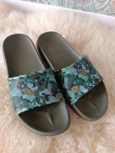 Detské šľapky, 32