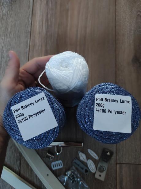 Sada na hackovanu modro bielu kabelku,