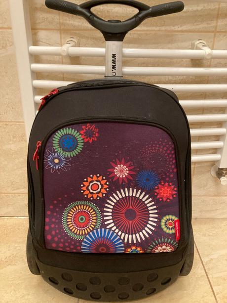 Školská taška s kolieskami nikidom roller,