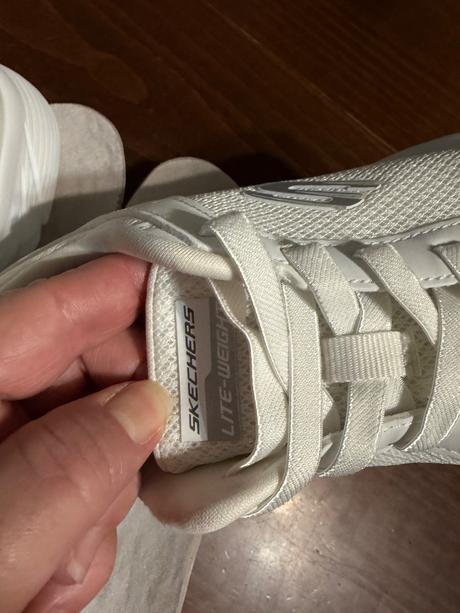 Tenisky, skechers,37