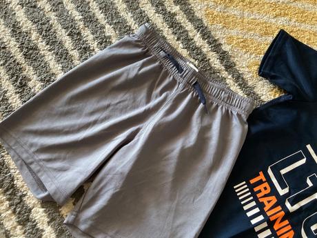 Dres h&m sport 122/128, 122