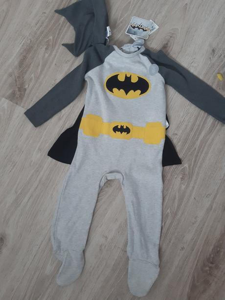 Batman súprava, 92 / 98