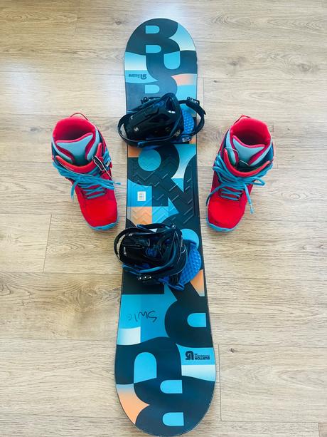 Burton progression snowboard + viazanie burton, 140-149 cm