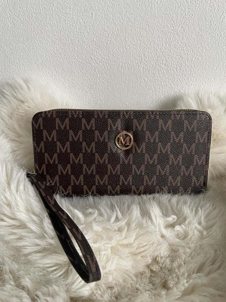 Dámska peňaženka, 