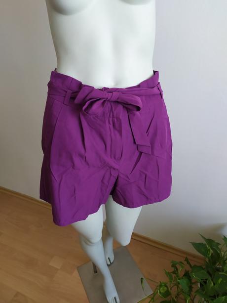Purpurové tenké kraťasy, c&a,36