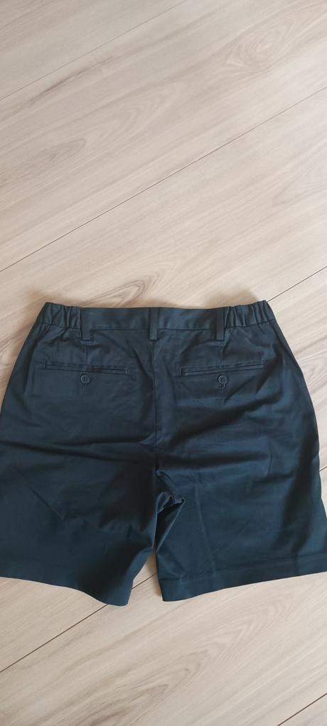 Elegantné čierne kraťasy, h&m,s