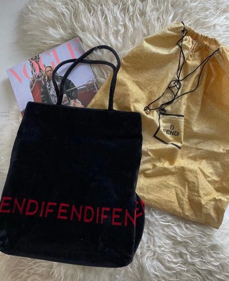 Fendi kabelka, fendi