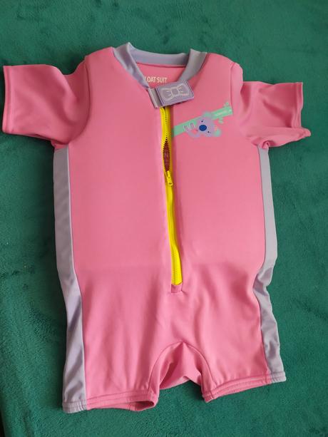 Dievcensky overal na vyucbu plavania, 