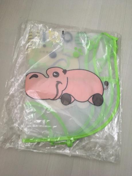 Plastova zástera na vytvarnu, 