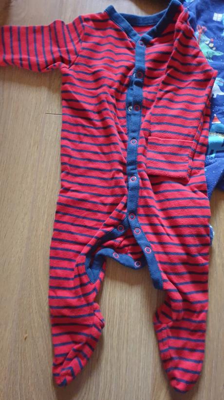 Baliček pyžamiek 74, next,74