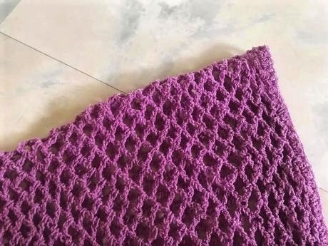 Dierkovaná šatka na krk, xl