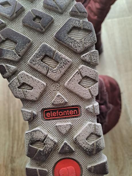 Teplé čižmy, elefanten,28