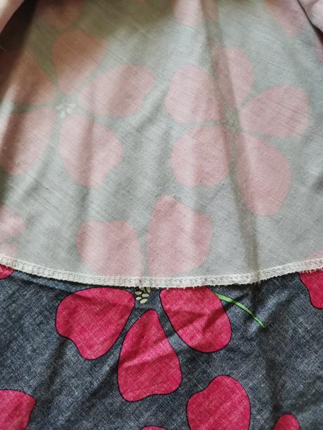 Krásne šaty s podšívkou, 128