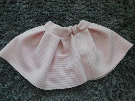 Sukňa č.98-104, 98