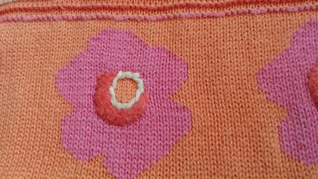 Oranžový pulovrik, 92