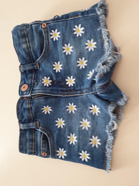 Kratasy reserved, reserved,104