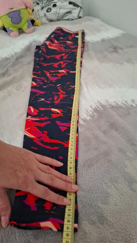 Farebné leginy, 164