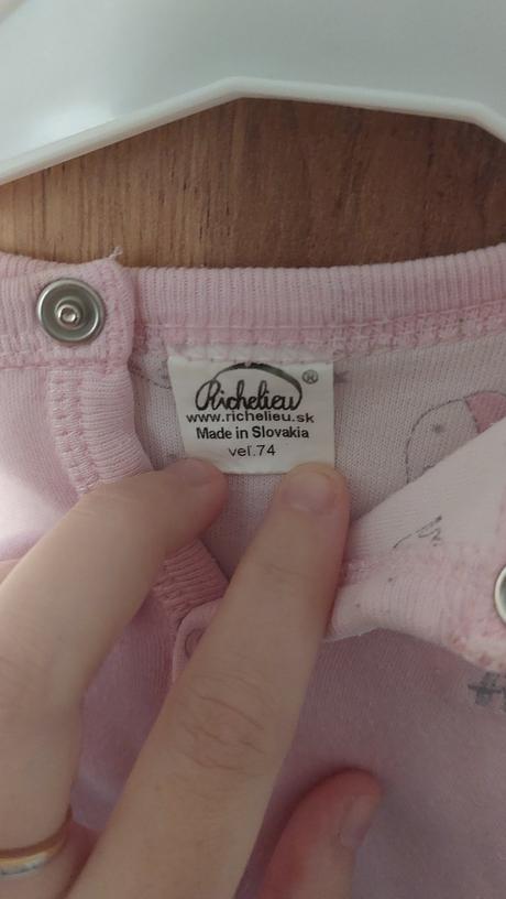 Obojstranný svetrík, richelieu,74