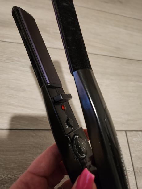 Malá žehlička na vlasy babyliss pro, 