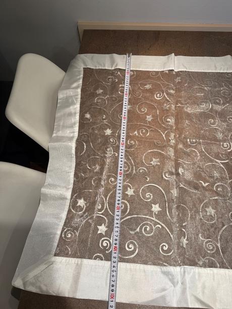 Vianočný obrus 80 krát 80 cm, 