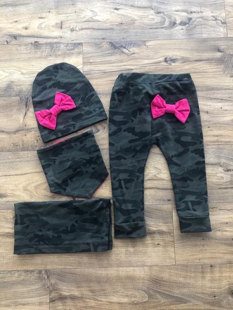 Teplacky plus nakrcniky a ciapka, 98