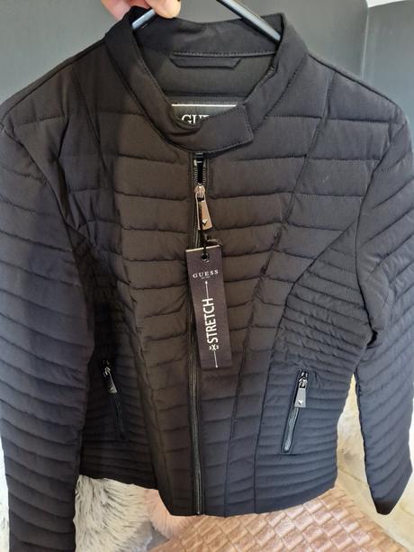 Guess bunda, guess,xs