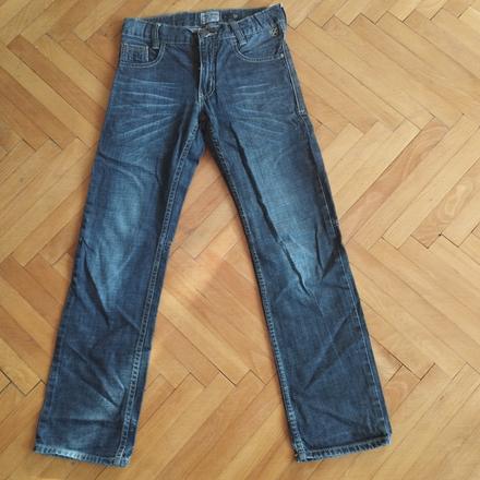 Rifle s nastaviteľným pásom, c&a,152