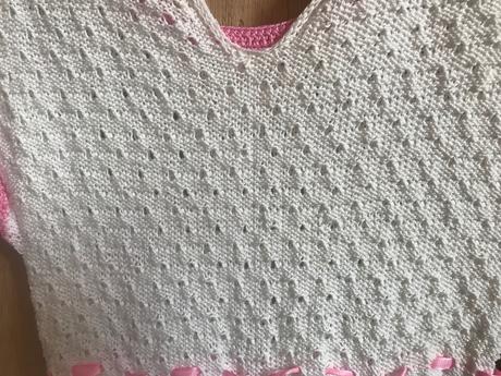 Háčkované letné šaty, 110