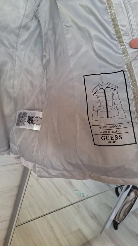 Guess bunda, guess,l