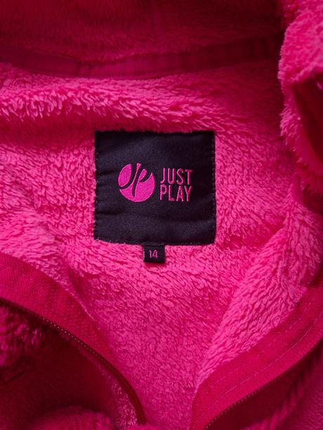 Chlpatá mikina, 158