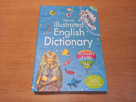 Usborne illustrated english dictionary, 