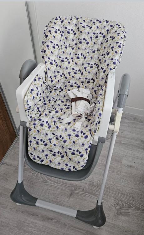 Caretero jedalenska stolicka, caretero