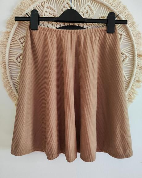 Svetlohnedá sukňa, s