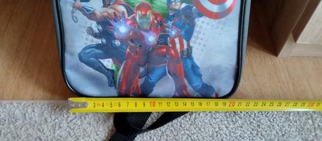Ruksak marvel,