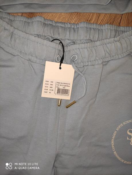 Tepláková súprava, 164