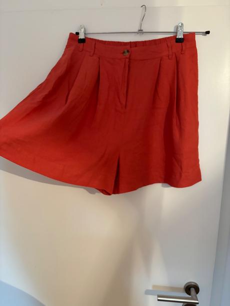 Ľanové kraťasy, next,l