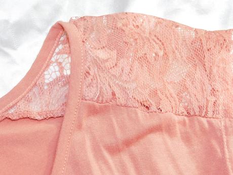 Pekne letne šaty, 38