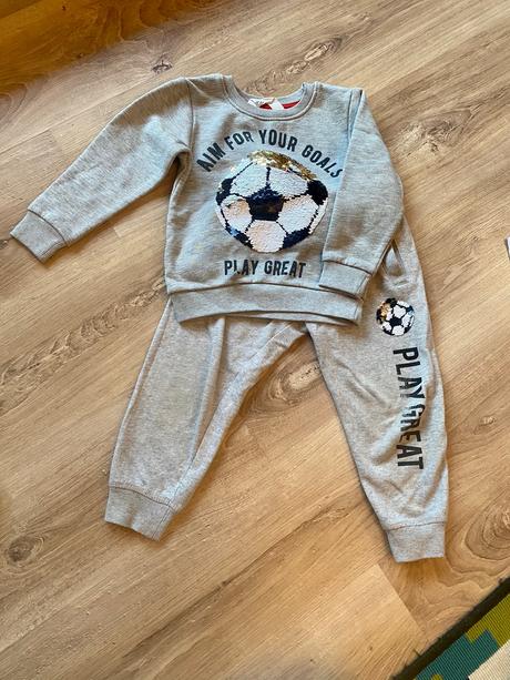 Teplakova suprava, h&m,104