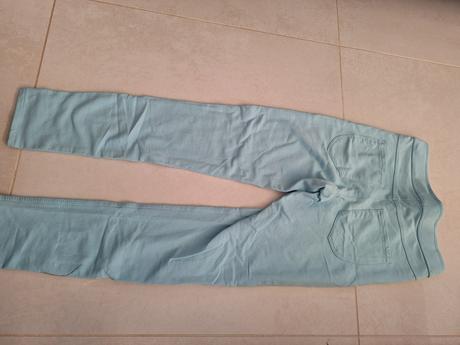 Predam leginky s vreckami v zadu, 140