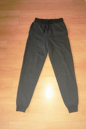 Tepláky, pepperts,158