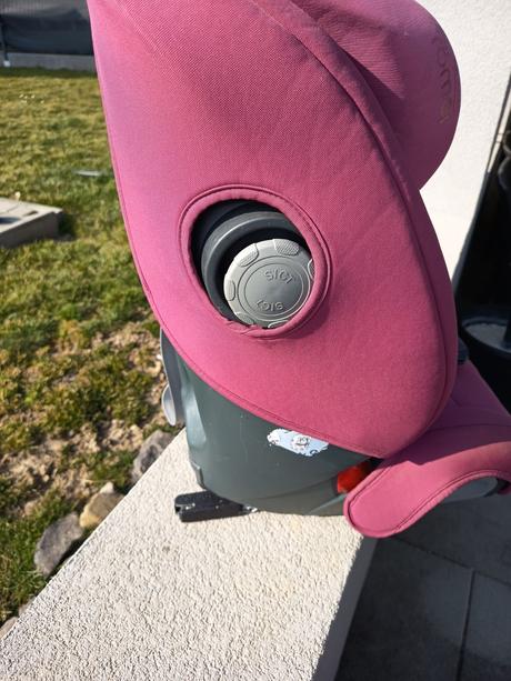 Autosedačka, britax