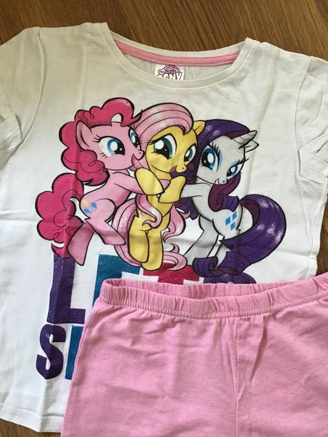 Letné pyžamko, 110