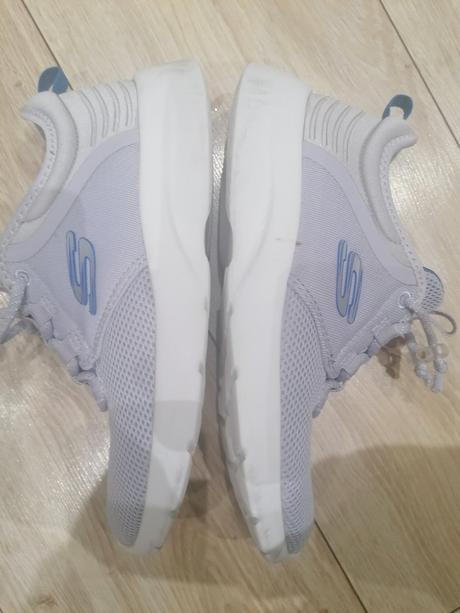 Tenisky s kempchers, skechers,36