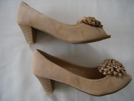 Bledo-hnedé lodičky s otvorenou špičkou v.36, 36