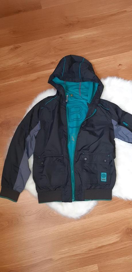 Prechodná vetrovka, 146