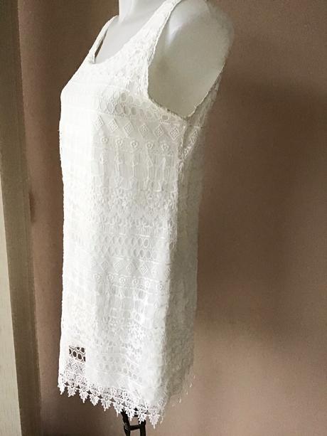 Krajkové šaty/52, 42