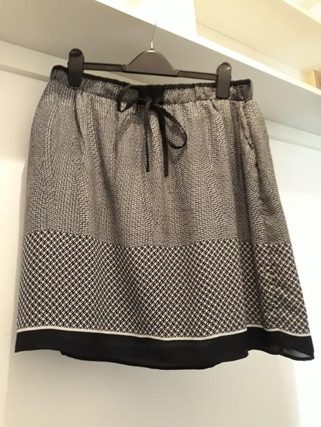 Sukna na bezne nosenie, 40