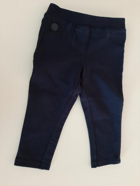 Pekne nohavice zn.boboli, 80