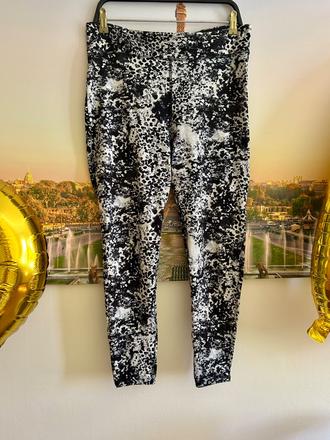 Príjemné legíny zn.reebok č.xl, reebok,xl