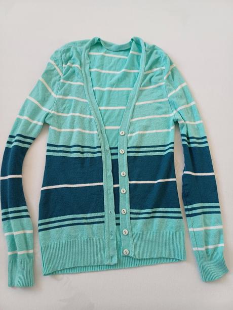 Tyrkysovy svetrik, xs